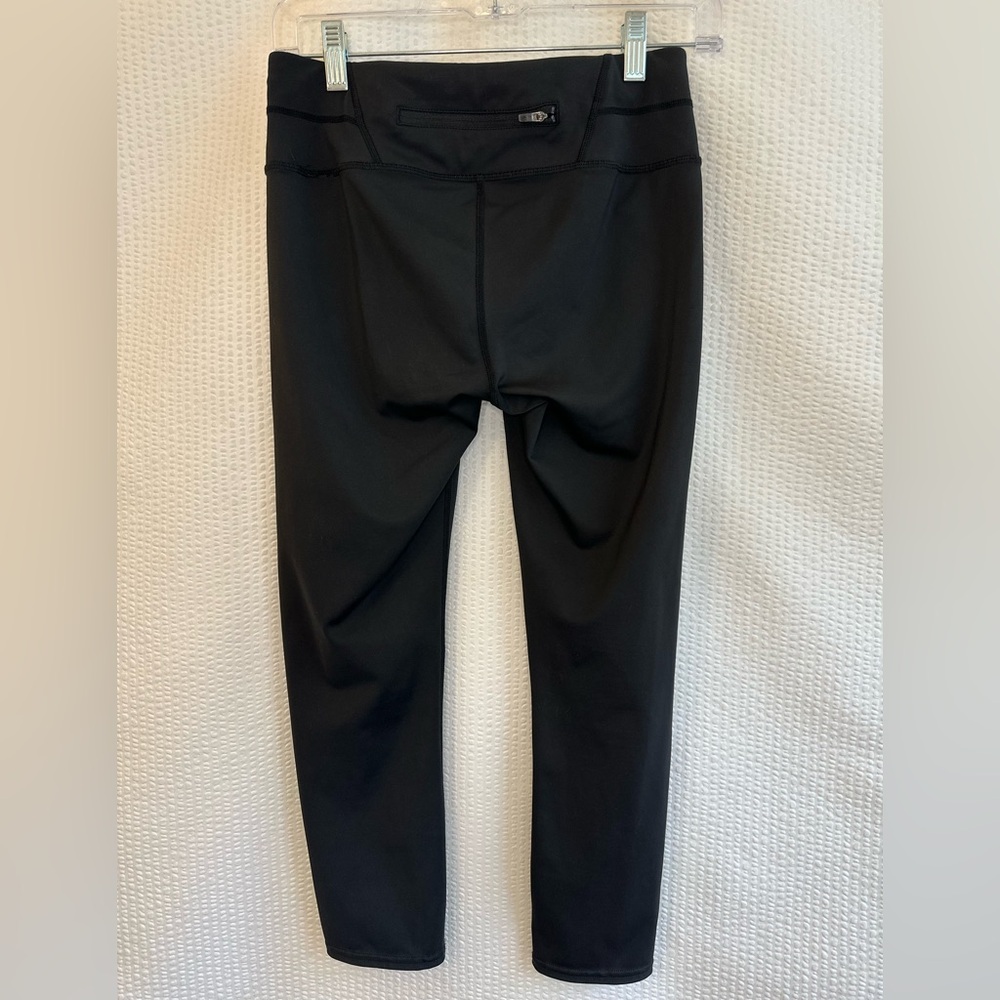 ATHLETA Sonar Capri Black Compression Workout Leggings Yoga Pants Small Tall - Picture 2 of 9
